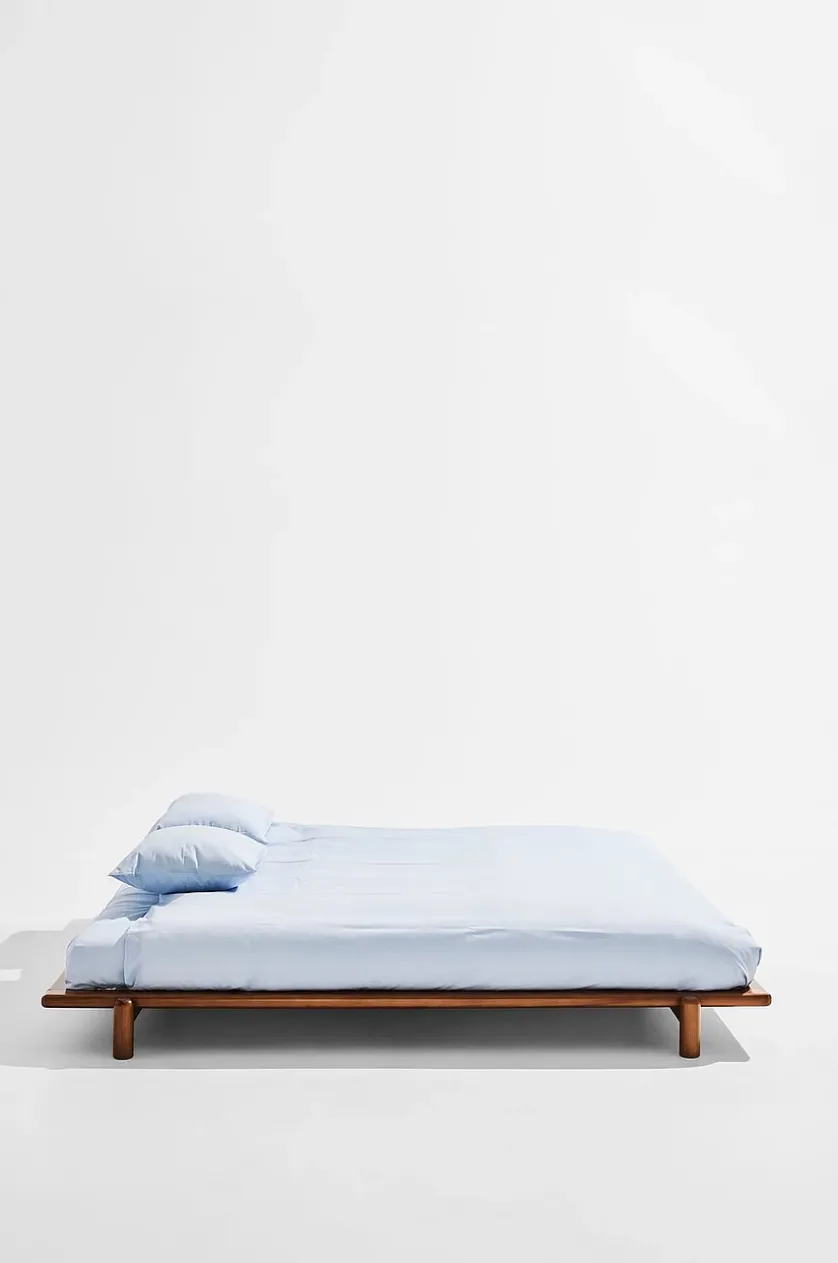 Julie sengeramme i fyrretræ 180 cm