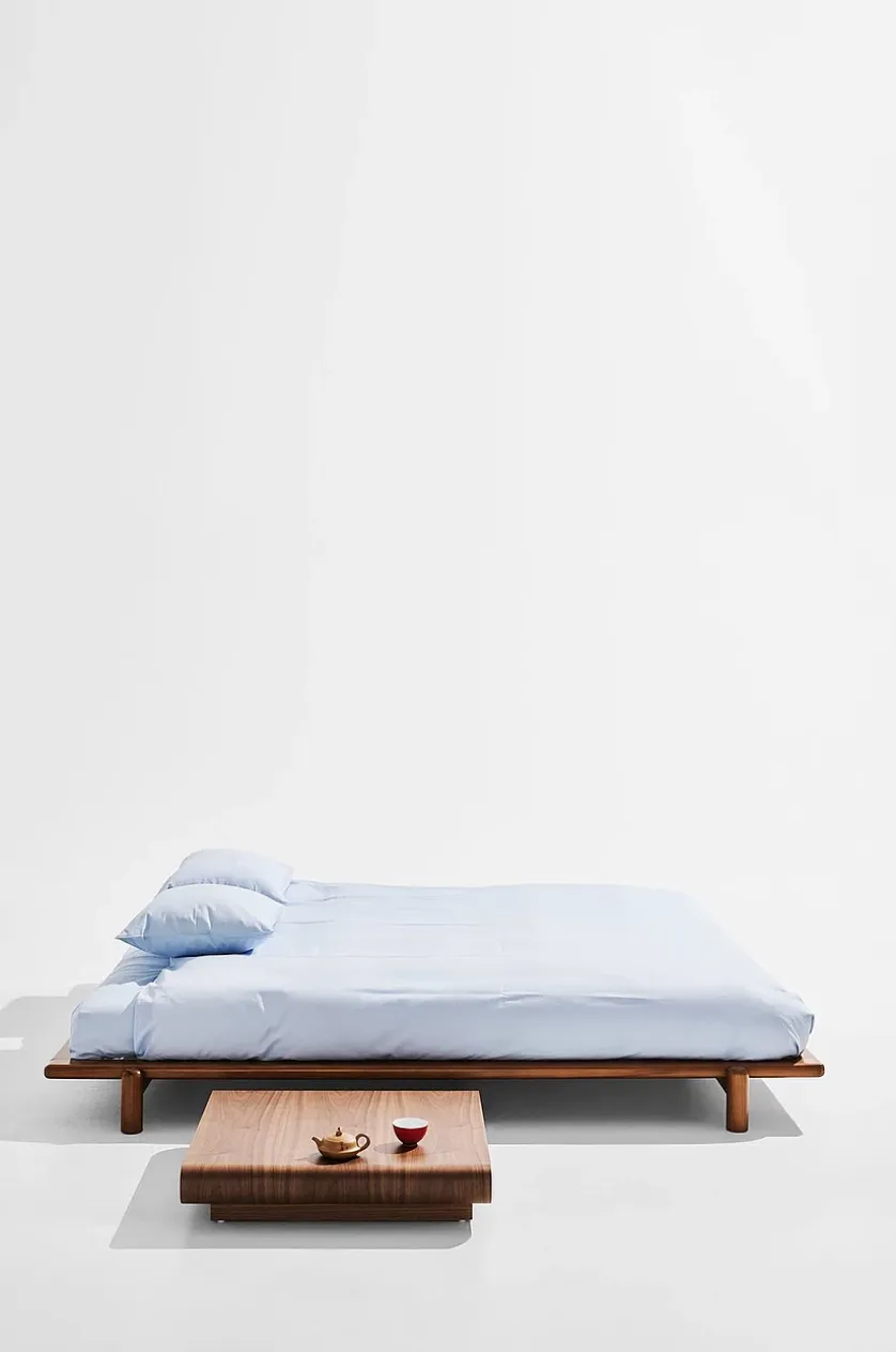 Julie sengeramme i fyrretræ 180 cm