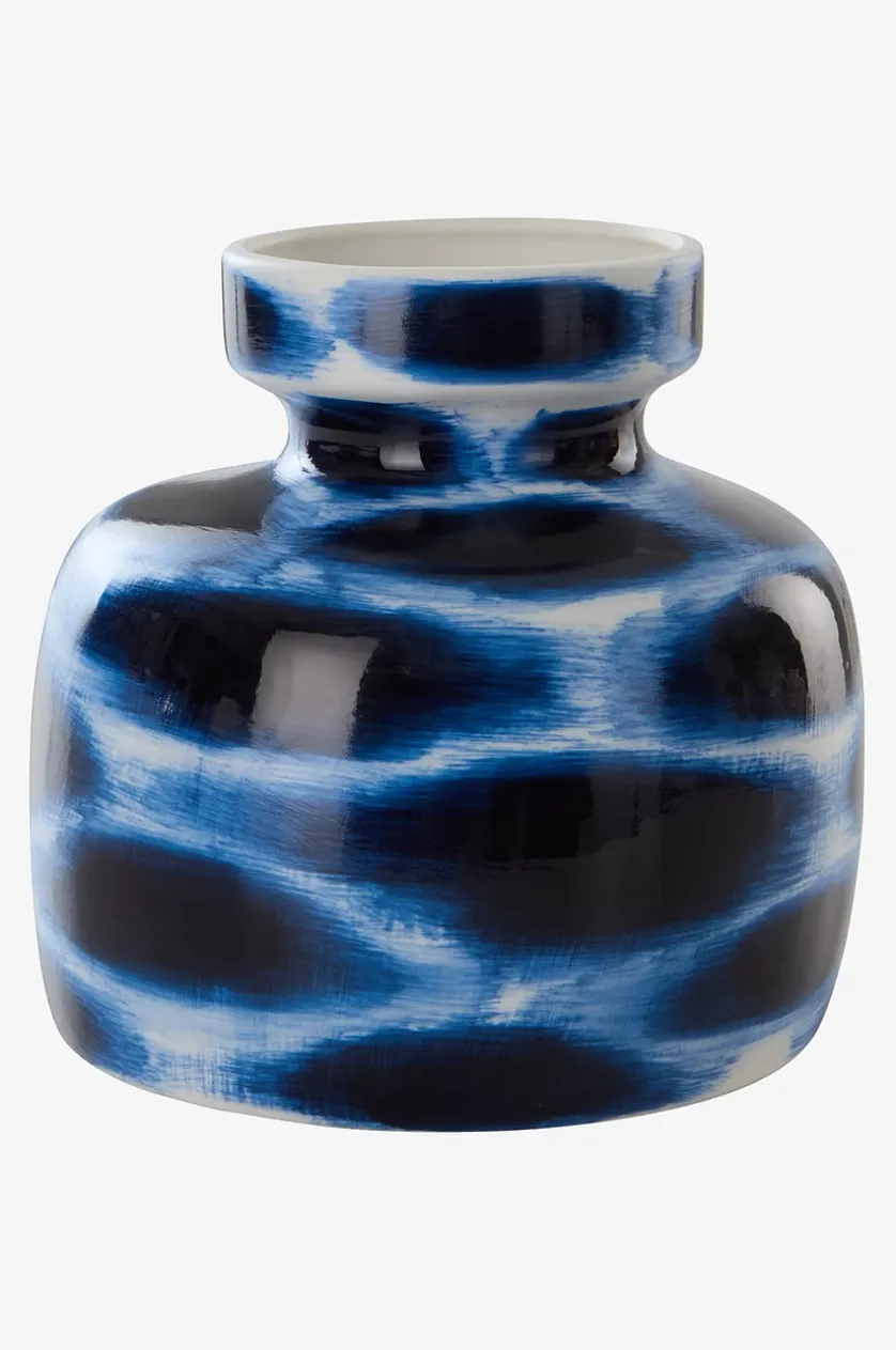 KARI vase