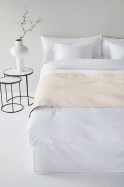 LEA sengetæppe i hotelstil 60 cm