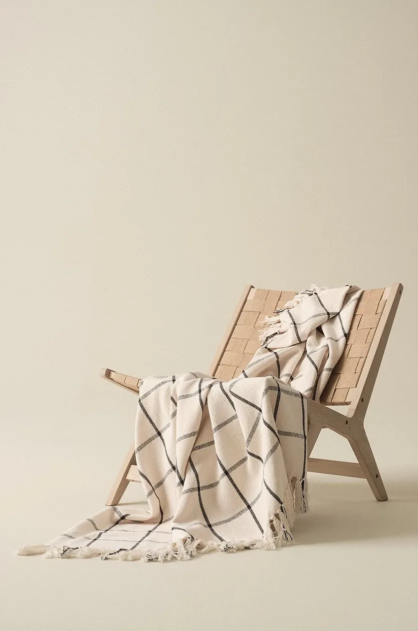 MYRA plaid