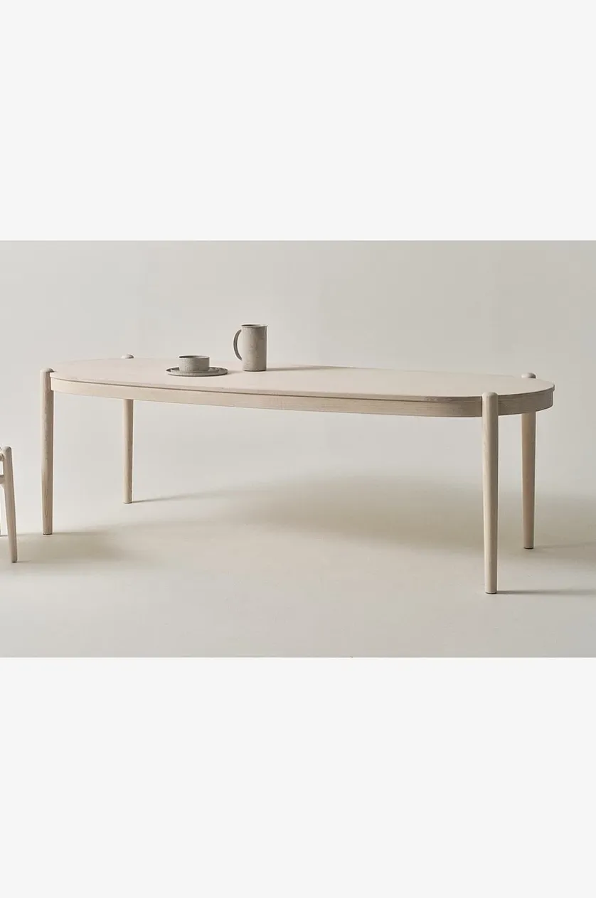 NATTAVAARA ovalt spisebord 90x240 cm