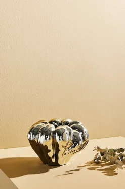 Ruth vase